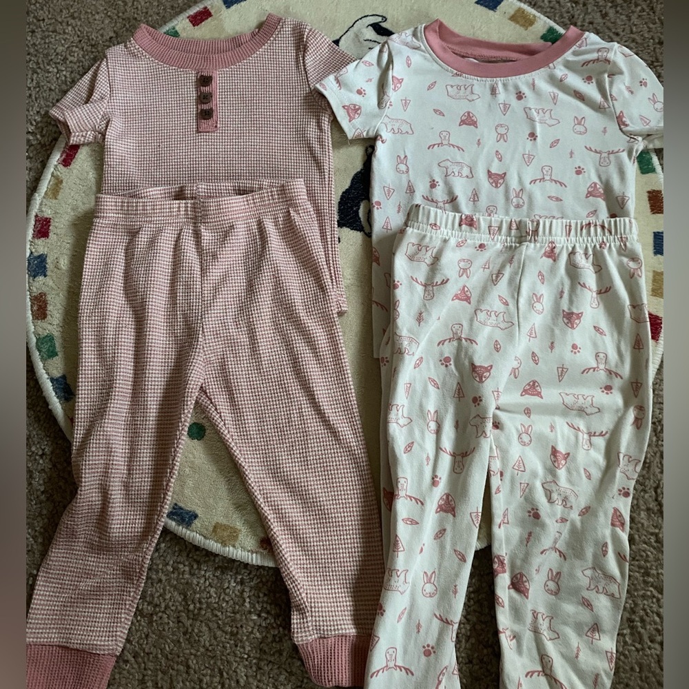 bearpaw pajama set